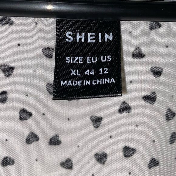 SHEIN Plus Confetti Heart Print Ruffle Sleeve Peplum Blouse Size XL - Picture 5 of 5